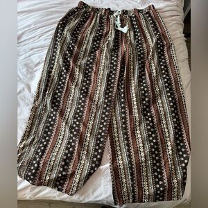 Patterned Flowy Pants